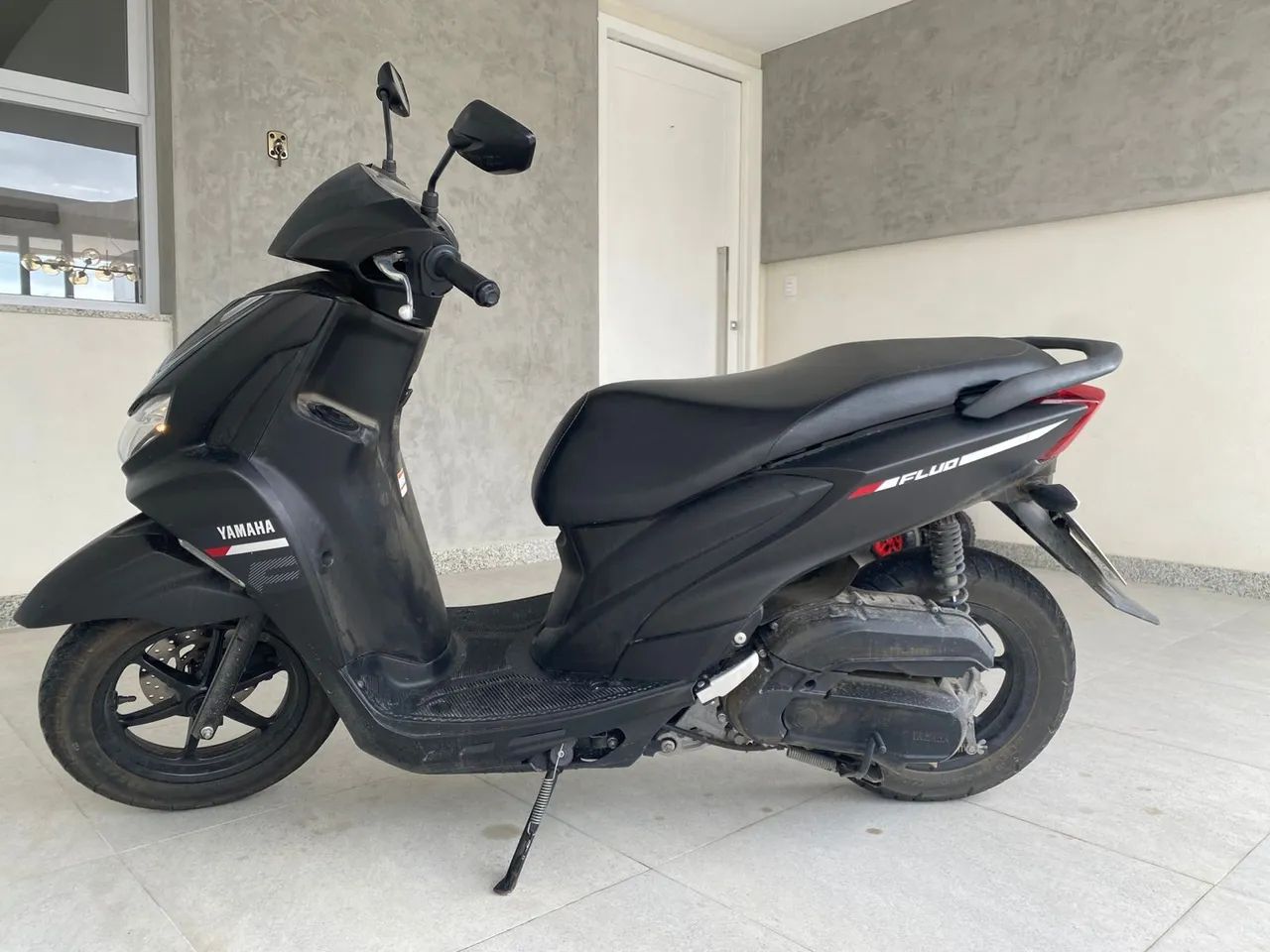 Vendo fluo estado nova , apenas 4000 km