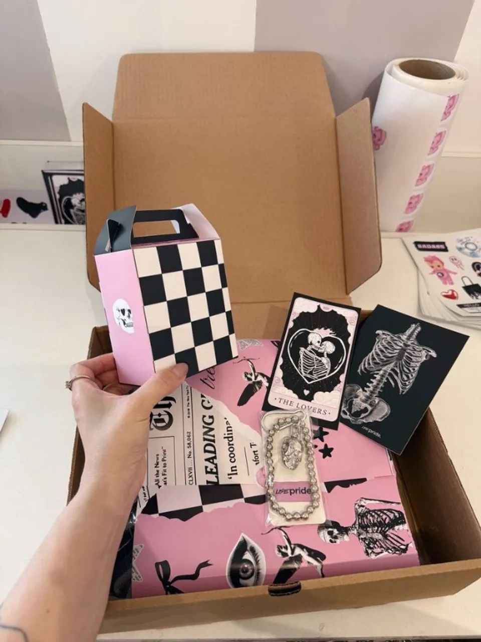 PAPELARIA PERSONALIZADA E BRINDES