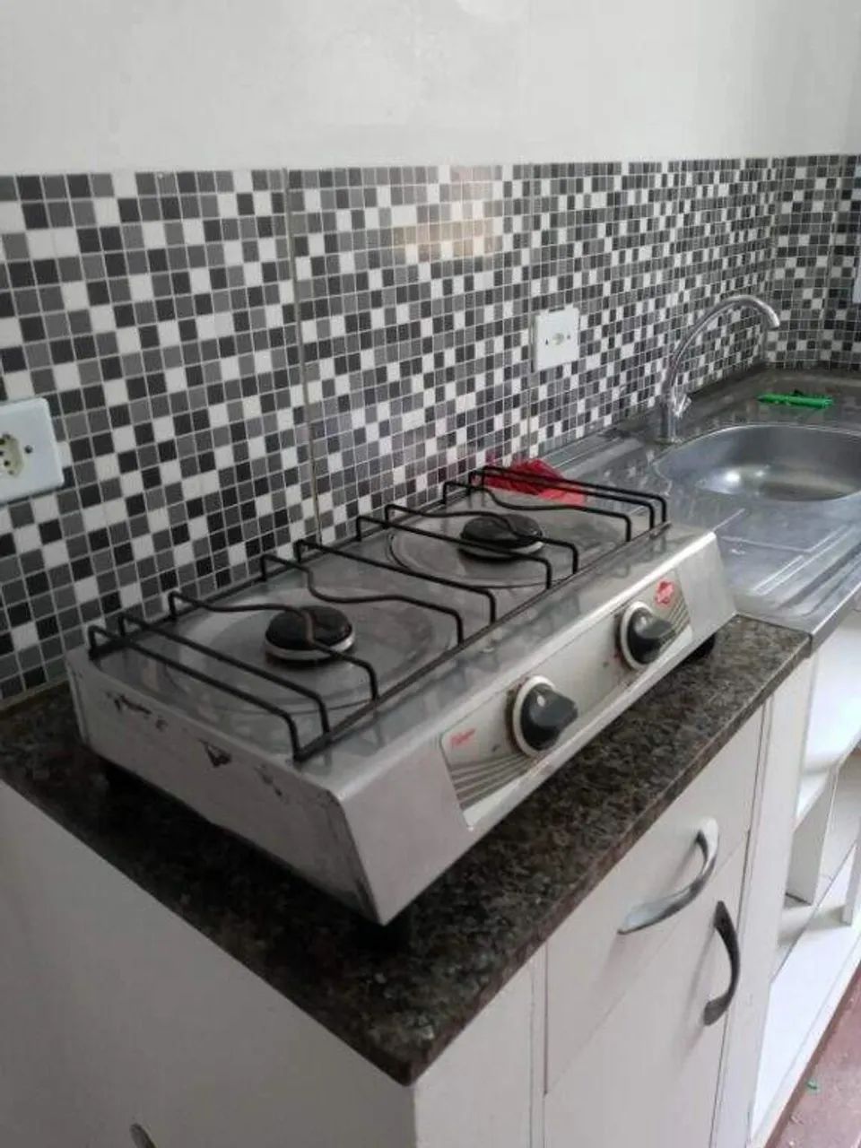 Kitnet com 1 dormitório para alugar, 25 m² - Bangu - Santo André/SP