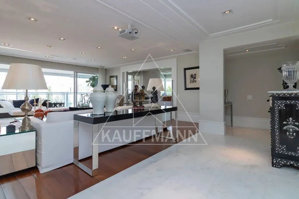 PACAEMBU IMPERDIÍVEL COM VARANDA GOURMET