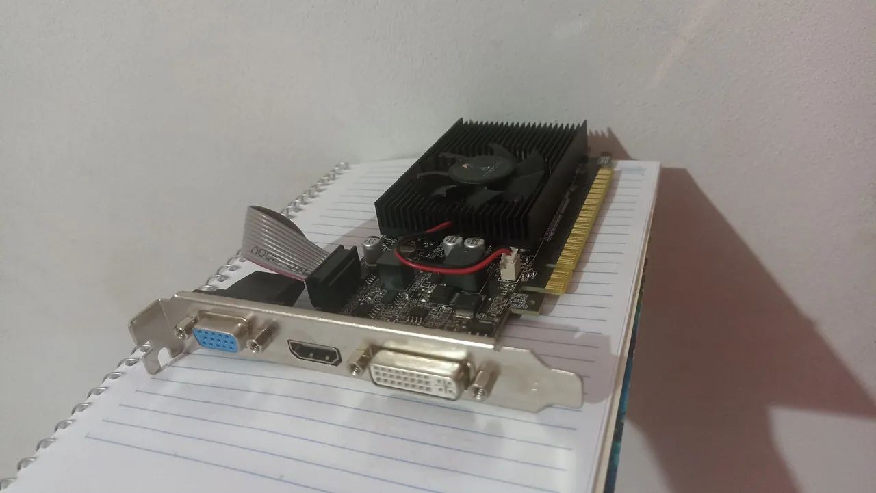 Placa de vídeo GT 610  - Foto 2