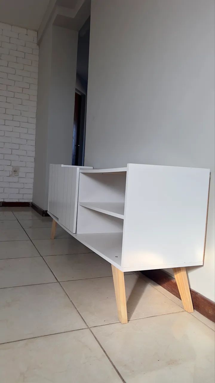 Rack Retrô Branco  2 Portas e nicho - Foto 4