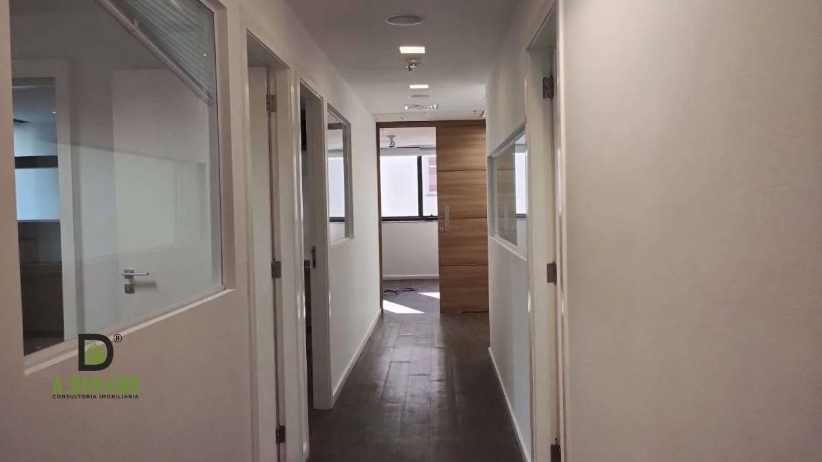Alugo ou vendo sala comercial no Edifício Manhattan Tower - Foto 4