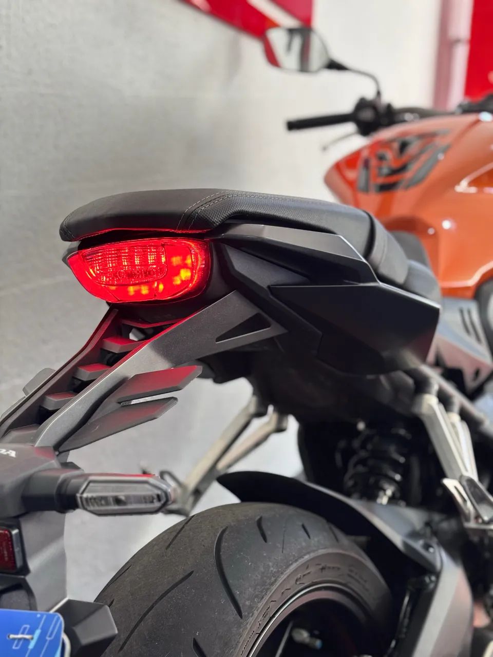 HONDA CB 650R ABS  - Foto 2