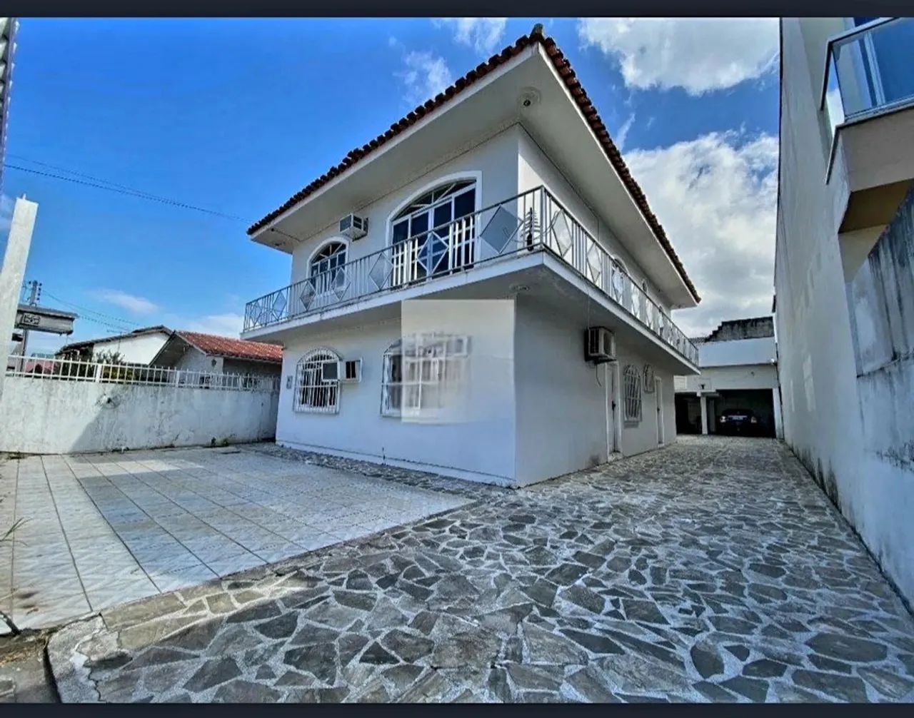 Oferta vendo ou troco Casa no centro de forquilhinhas  - Foto 2
