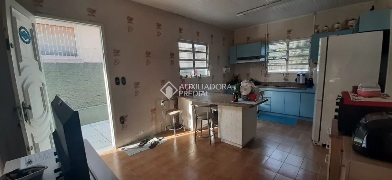 Casa com 3 dormitórios e Edícula com 1 quarto em Barreiros - Foto 5