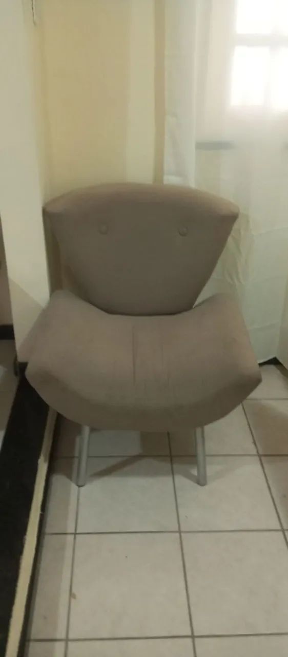 2-Poltronas bem conservadas - Foto 2