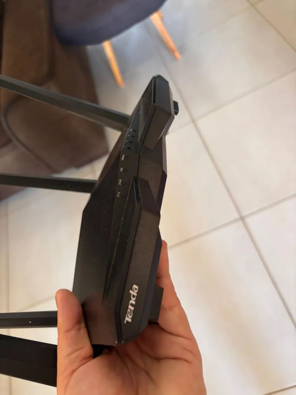 Itens variados de casa e cuidados