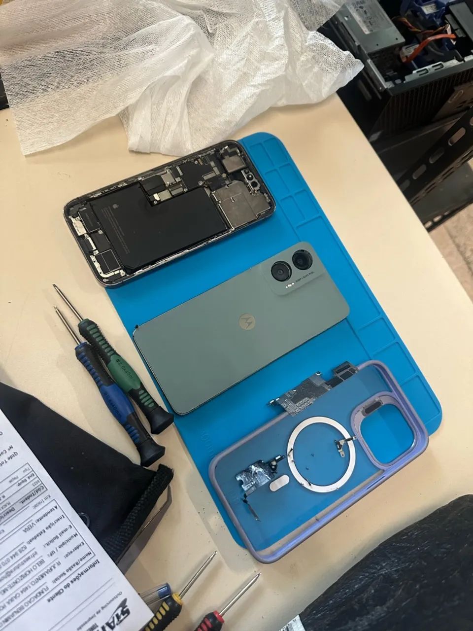 Troca de tela de iPhones e Android A DOMICÍLIO  - Foto 5
