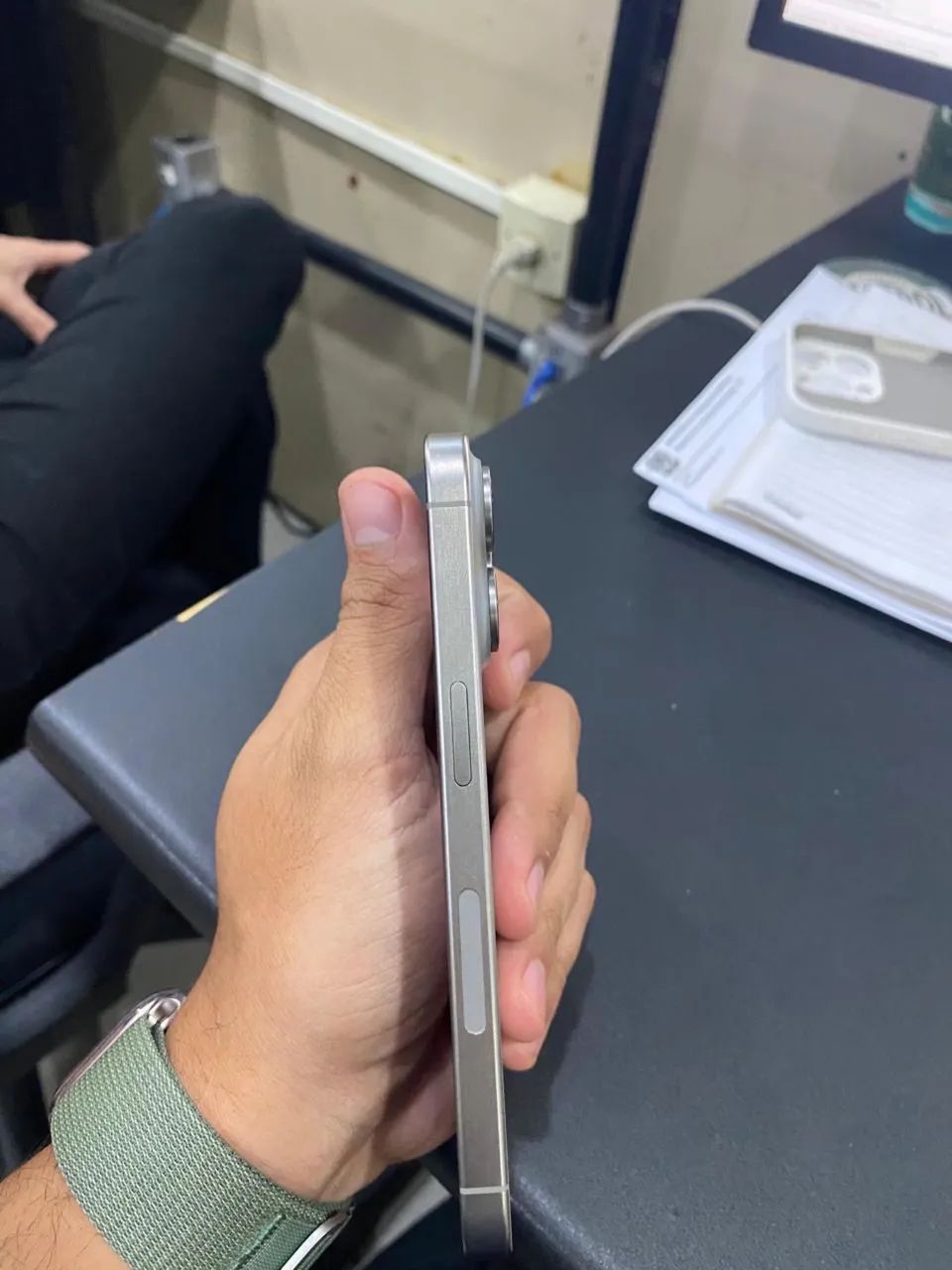 iPhone 15 pro  - Foto 4