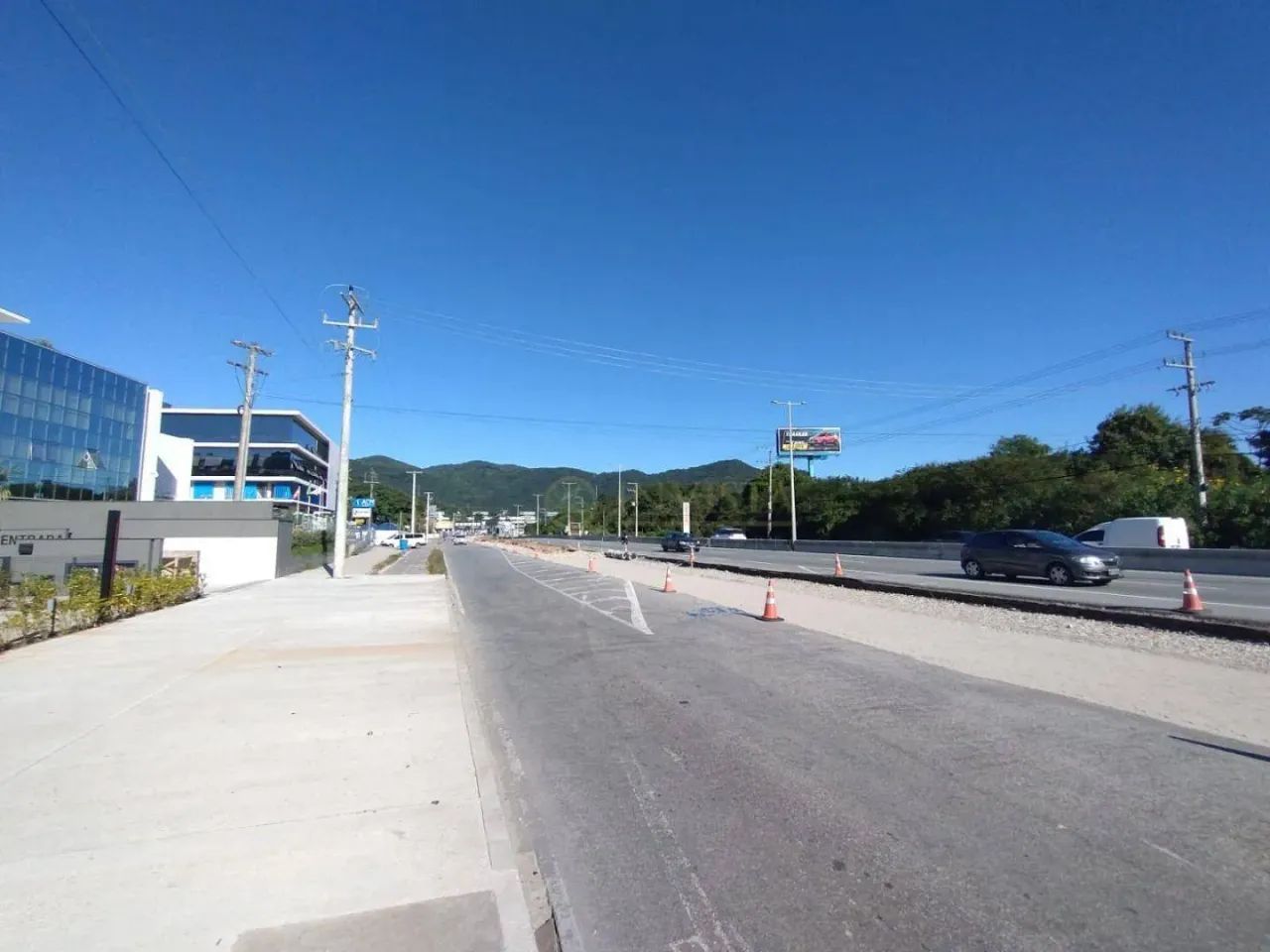Apartamento Studio com 1 vaga de garagem - Bairro Saco Grande, em Florianópolis. - Foto 3