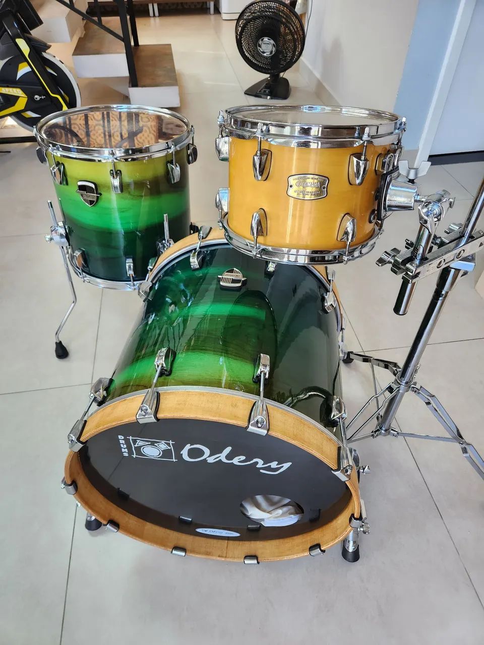 Bateria Odery Custom Shop e Yamaha ENVIO (ñ pearl tama dw mapex ludwig sonor ) - Foto 2