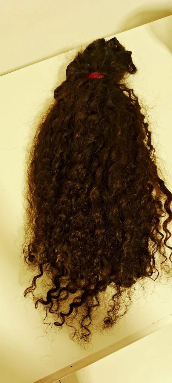 Vendo cabelo 100% Humano 120g 40cm tipo 3c.