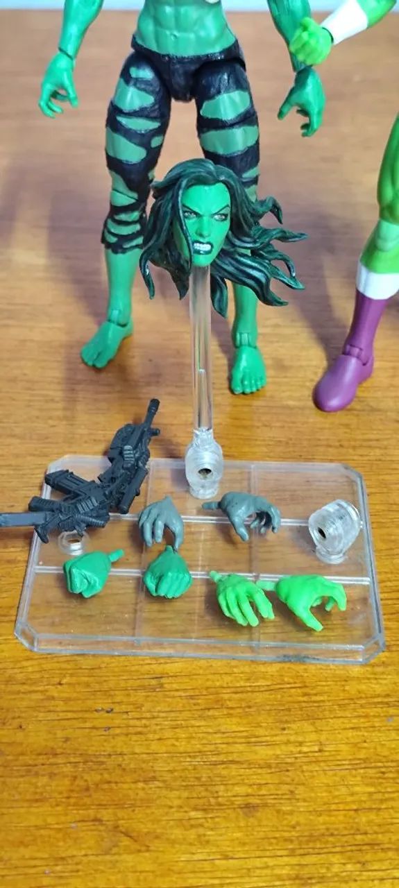 Lote Marvel legends Shehulk  - Foto 2