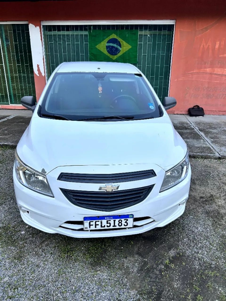 Chevrolet Onix JOY Hatch 1.0 8V Flex Mec. 4P 2018 - Foto 2