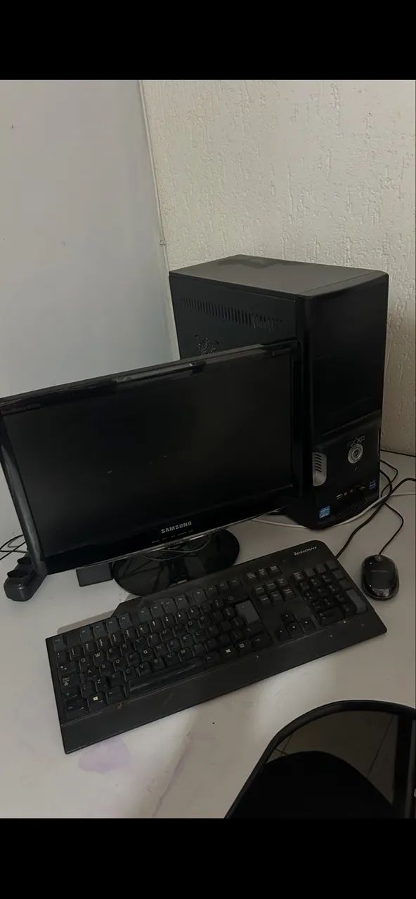 Computador + mesa - Foto 3