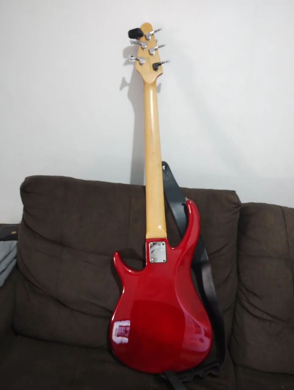 Baixo Peavey 5 c ( encordoamento Elixir) Obs; baixo passivo mas som monstruoso  - Foto 4