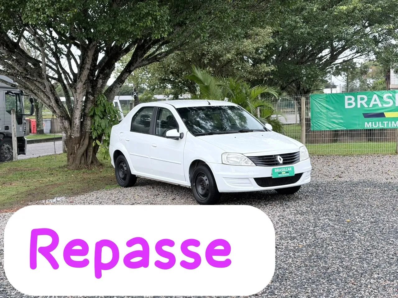 Renault Logan Expression Hi-flex 1.6 8V 4P 2013