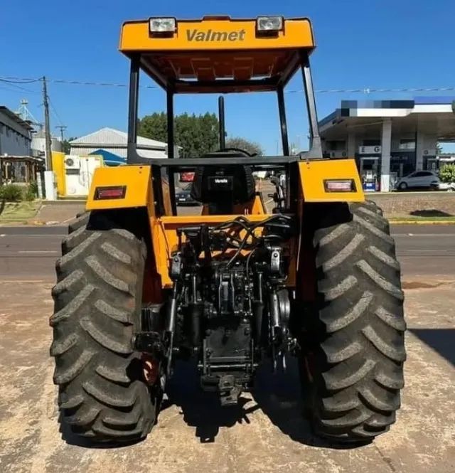 TRATOR VALMET - Foto 5