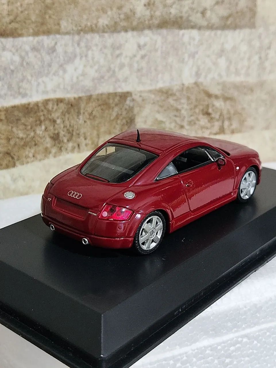 Miniatura Audi TT 1/43 - Hobbies e coleções - Jardim Roriz