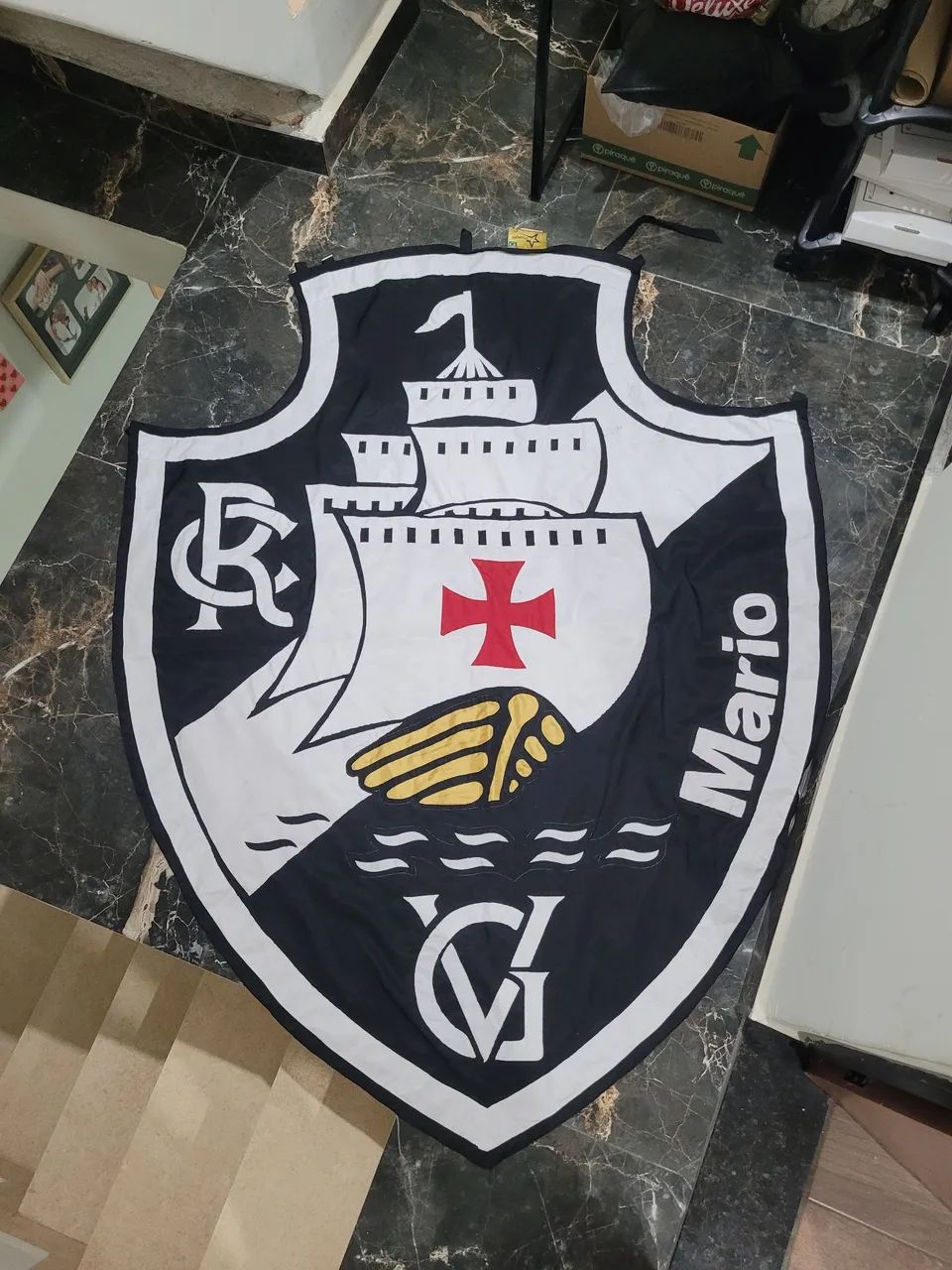 Bandeira Vasco formato do escudo