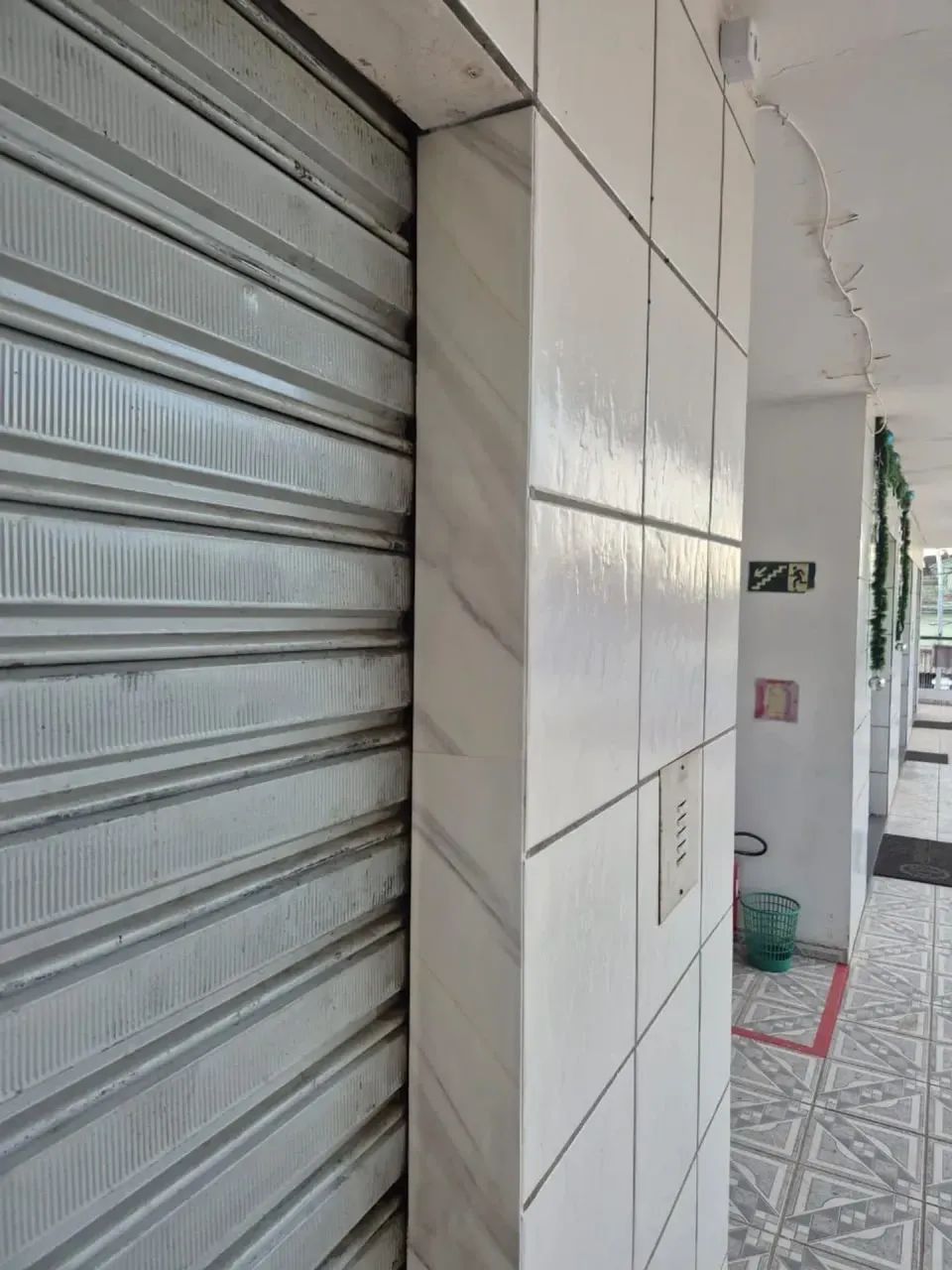 LOJA EM GALERIA PROX A ABDIAS DE CARVALHO - Foto 5
