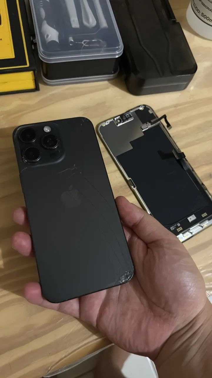 iPhone 15 pro max sucata 