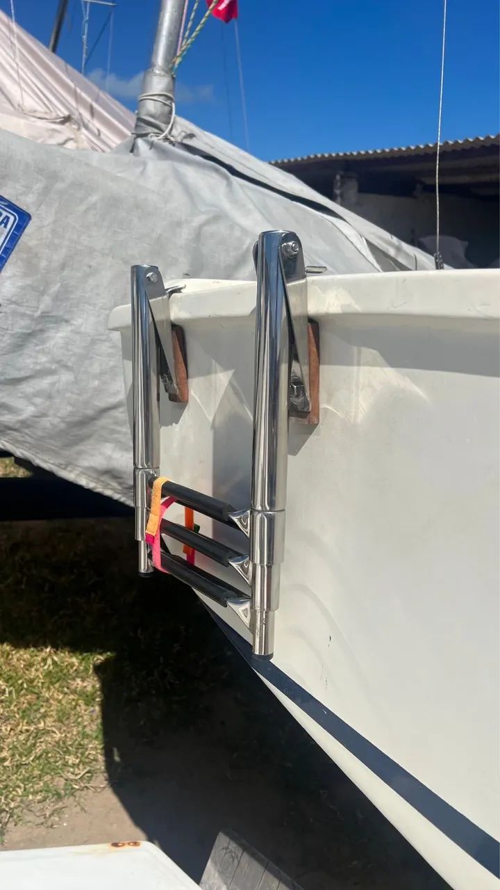 DAY SAILER À VENDA - É SÓ COLOCAR NA ÁGUA E VELEJAR! - Foto 5