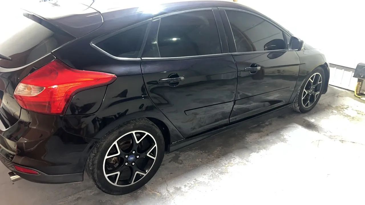 Ford Focus Focus 1.6 S/SE/SE Plus Flex 8V/16V 5p 2014