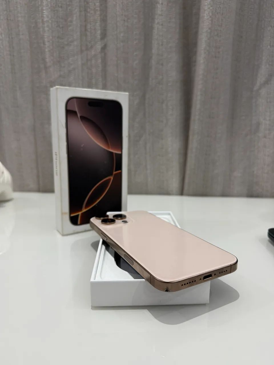 IPhone 16 pro Max 256GB desert  - Foto 3