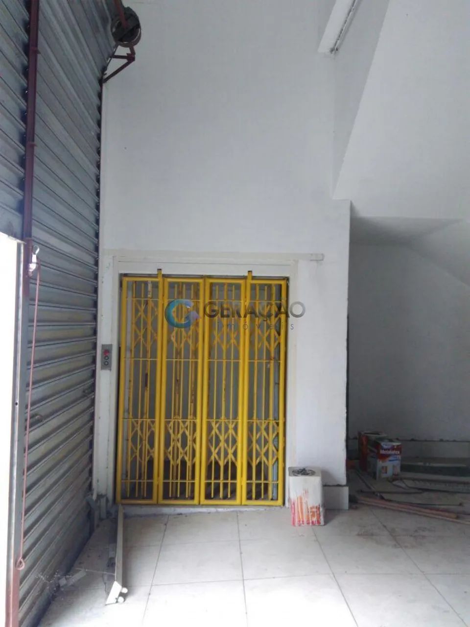Galpão comercial para venda no Centro de Guaratingueta - SP - Foto 4