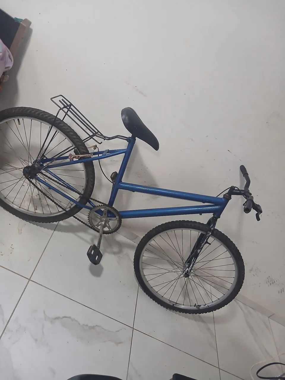Bicicleta semi nova tou vendendo pois comprei outra 