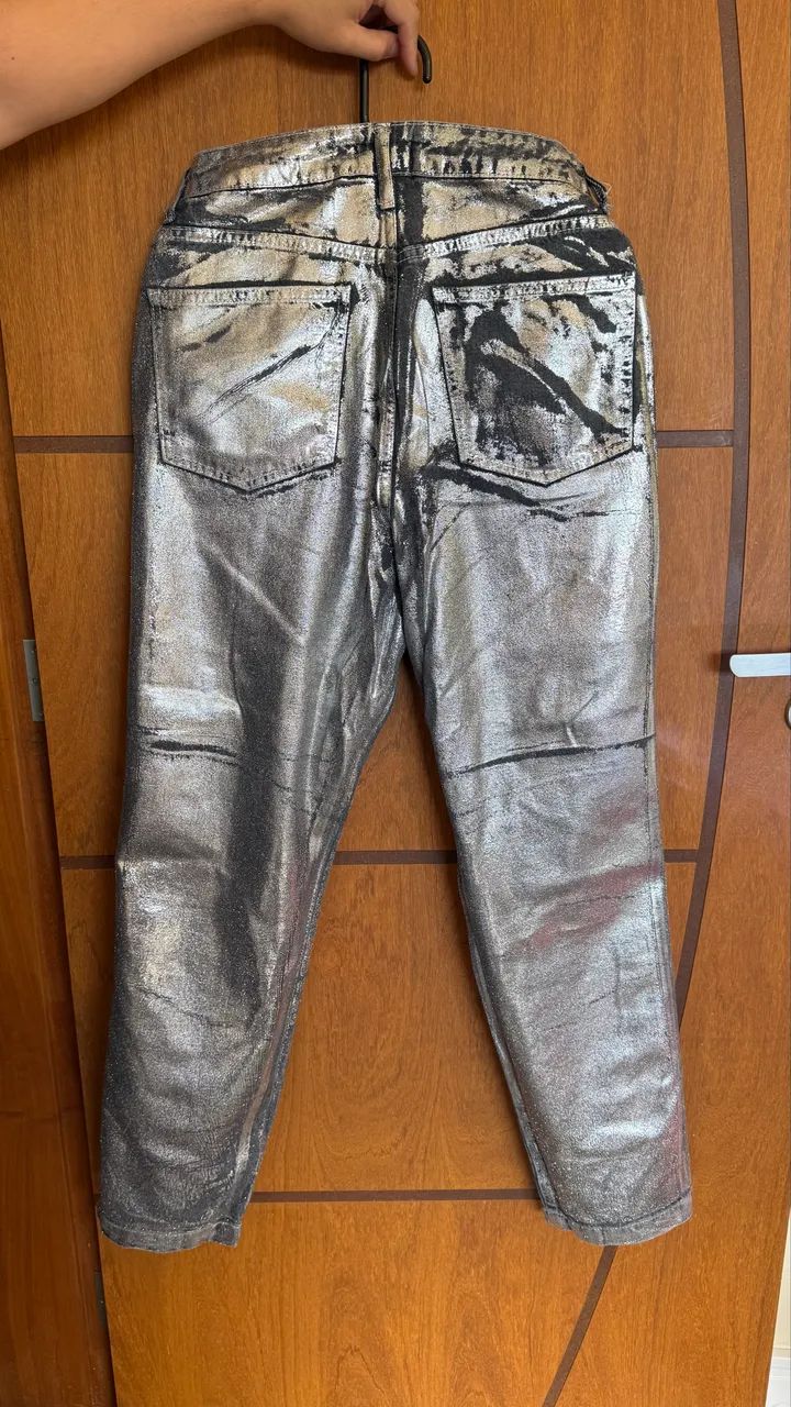 Calça brilhos prata Cortelle (veste 40)  - Foto 4