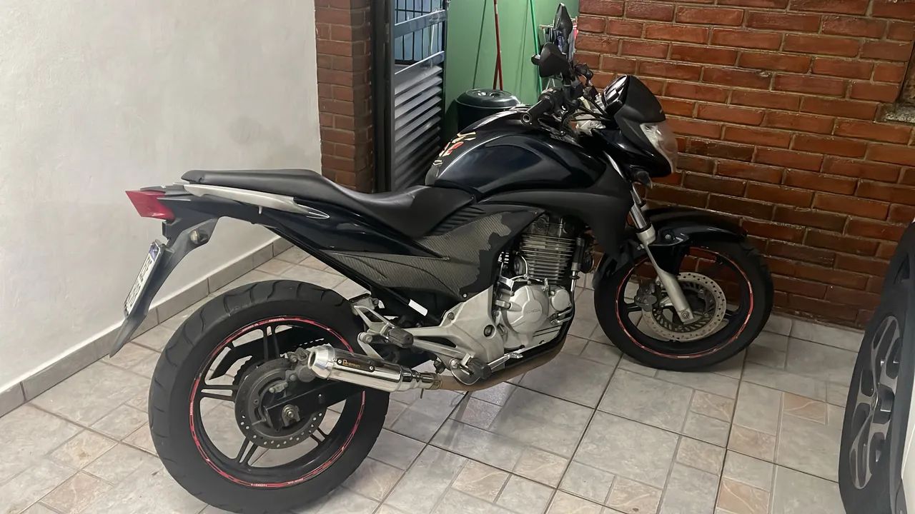 Cb 300  - Foto 4