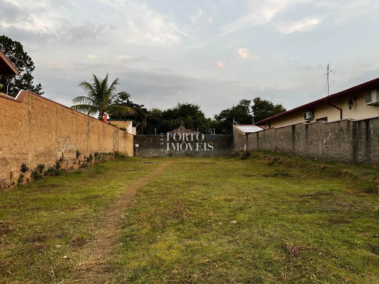 Terreno 1.200 m² em condomínio totalmente plano - Foto 4
