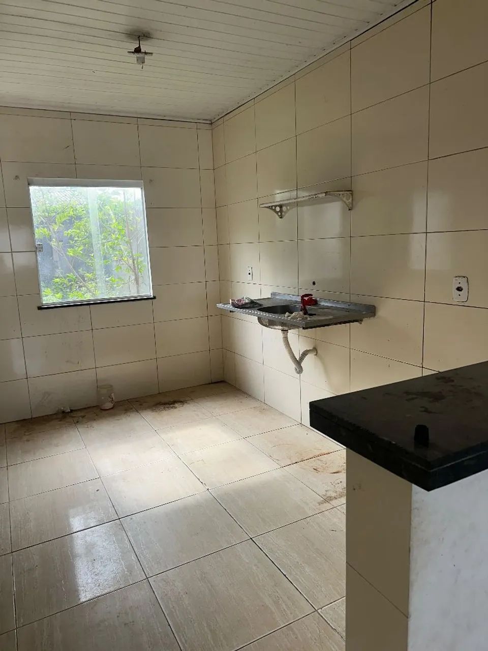 Aluga-se casa no Guajara(próximo a ponto de ônibus e mercado) - Foto 4
