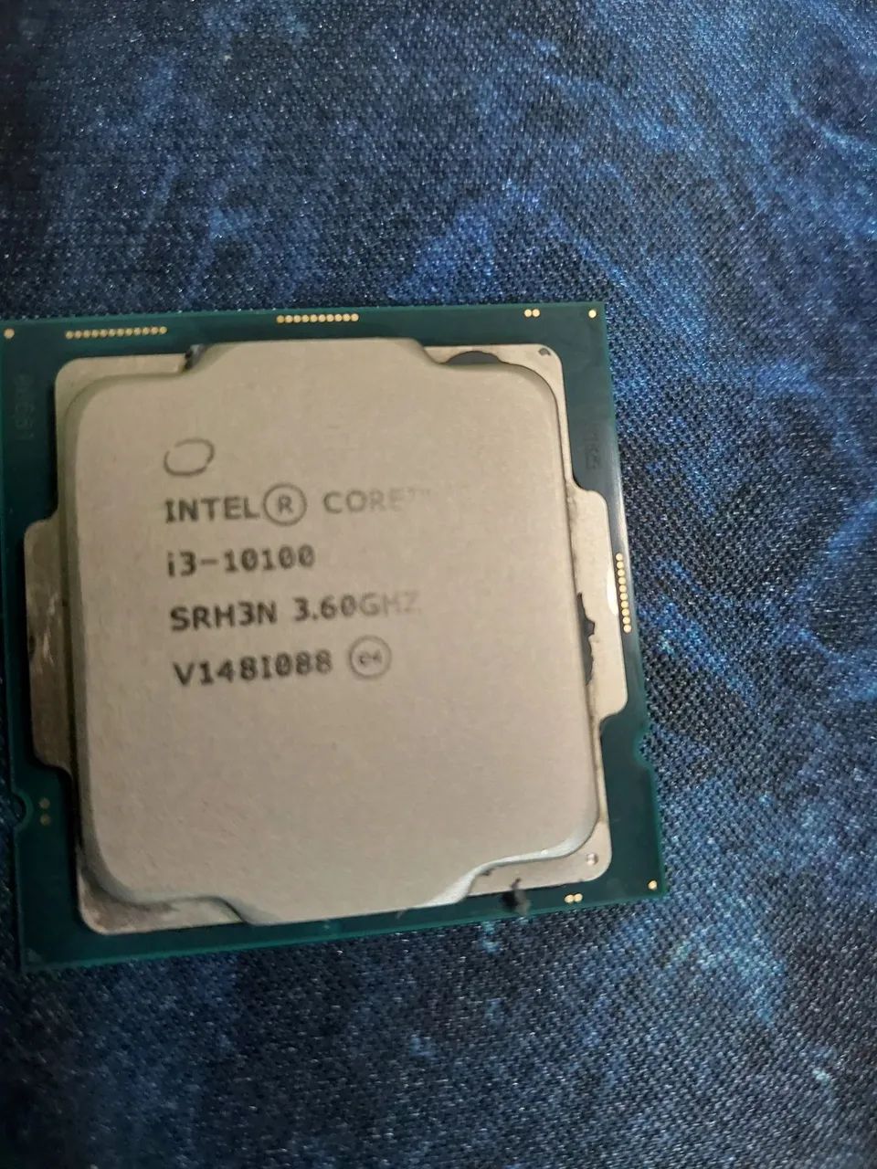 Processador Intel Core I3-10100 com gráfico integrado com cooler. 