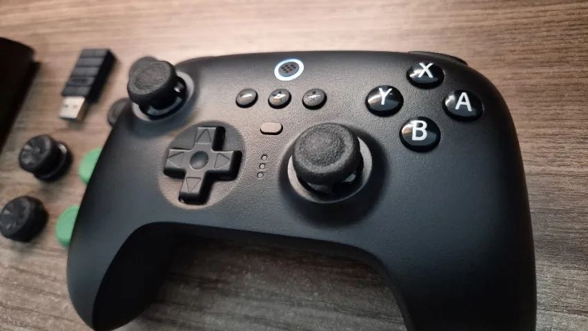 Controle 8BitDo Ultimate Bluetooth / 2.4ghz  - Hall Effect - Com base de carregamento - Foto 4