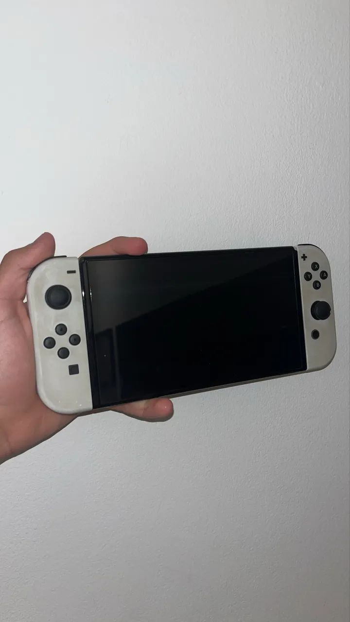 NINTENDO SWITCH + CONTROLE NYXI WIZARD
