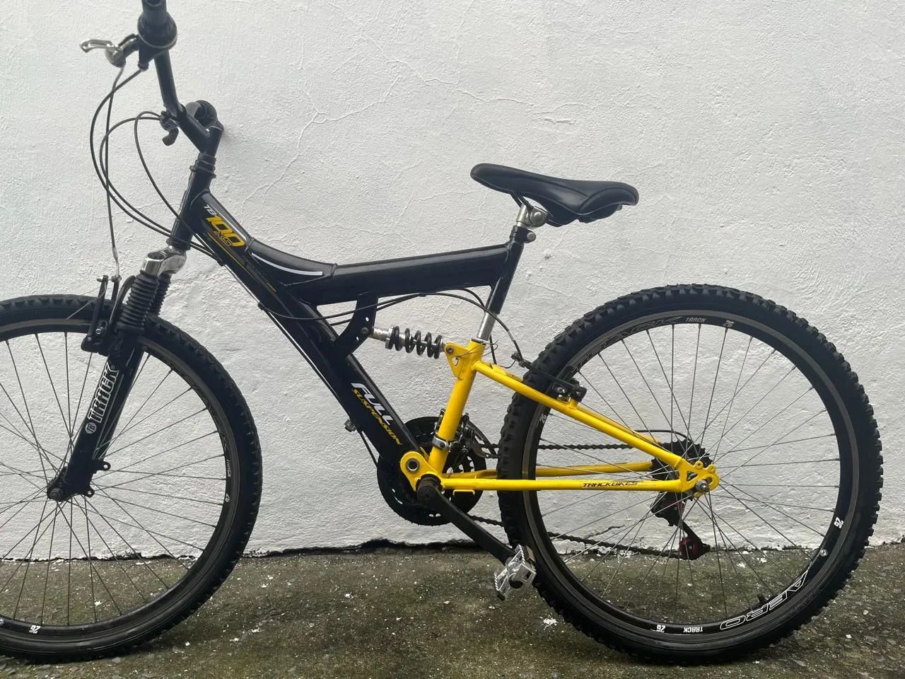 Vendo ou troco!!  bike Tracker