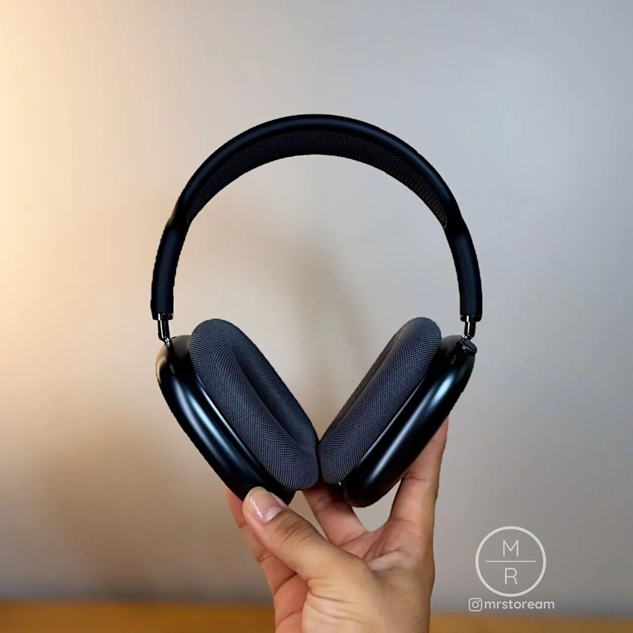 AirPods Max USB-C Meia-noite / Garantia pela Apple até 12/08 / 18x