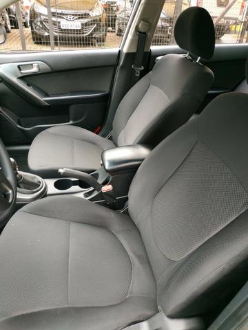 Kia Cerato 1.6 EX 2010 - Foto 9