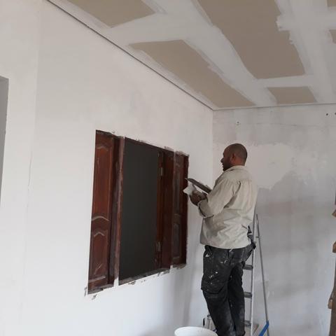 Pedreiro, pintor , sento cerâmicas