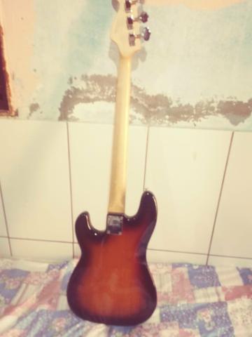Baixo Squier 1982 - Foto 2