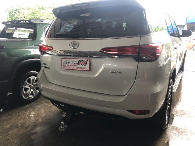 Hilux Srx Sw4 7 Lugares 2018 - Foto 4