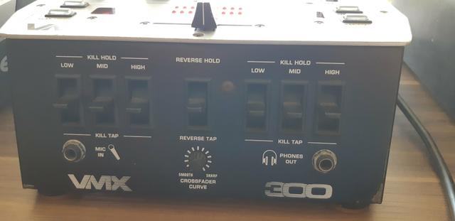 Mixer Behringer VMX 300 - Foto 4