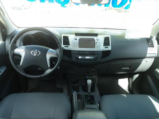 Hilux Cd Srv D4-d 4x4 3.0 Tdi Diesel Aut - Foto 6