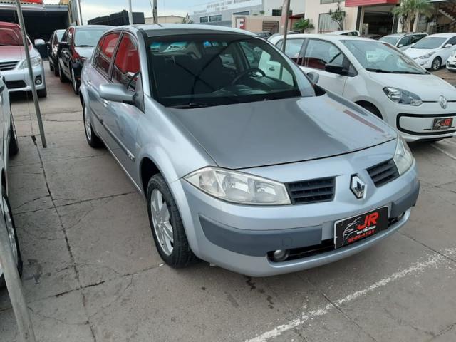 RENAULT MEGANE SEDAN DYNAMIQUE 2.0 16v 4p - Foto 2