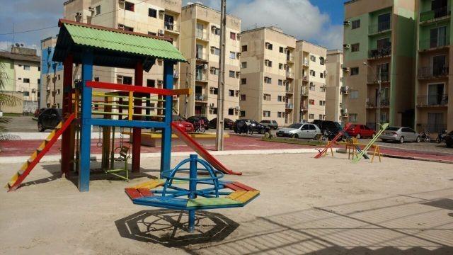 Green Park II na Mario Covas, apto de 2/4, R$ 750,00 Térreo *