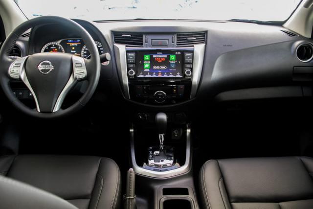 NISSAN FRONTIER 2.3 LE AT 4X4 - Foto 6